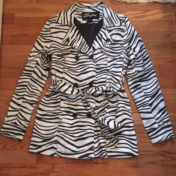 Jou Jou Other - Zebra print pea coat